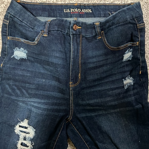 U.S.Polo Assn jeans, size 14. Inseam 27, high-rise, cotton spandex polyester - Picture 4 of 8